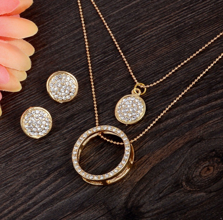 Gold Necklace Set