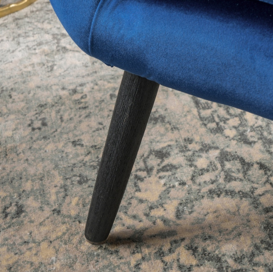 Luxury Accent Armchair-Modern Comfortable Seating for Living Room